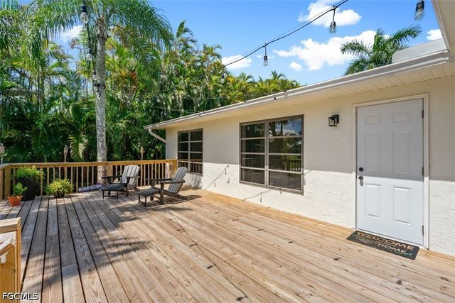 14725 Kimberly LN, Fort Myers, FL 33908