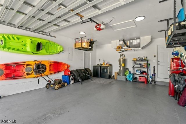 14725 Kimberly LN, Fort Myers, FL 33908