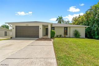 14725 Kimberly LN, Fort Myers, FL 33908