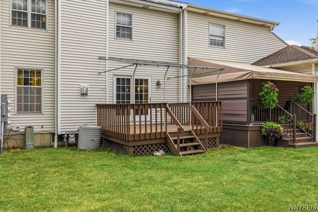 14 Southwick Drive, Orchard Park, NY 14127