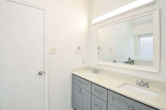 18142 Sorrell Oaks Lane, Richmond, TX 77407
