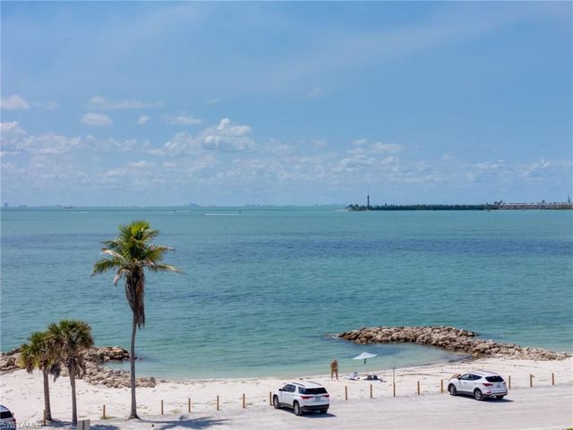 2950 W Gulf DR, Sanibel, FL 33957