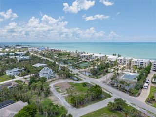 2950 W Gulf DR, Sanibel, FL 33957