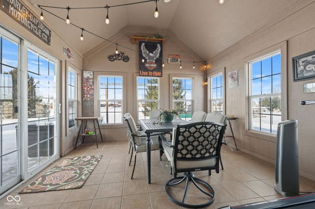 5624 W Stinemyer Road, New Palestine, IN 46163