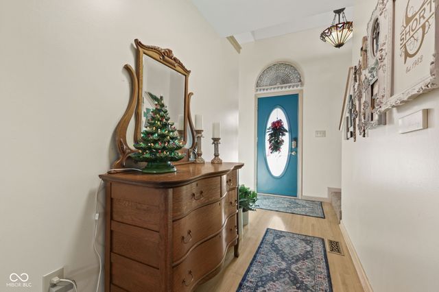 5624 W Stinemyer Road, New Palestine, IN 46163