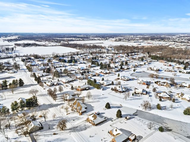 5624 W Stinemyer Road, New Palestine, IN 46163