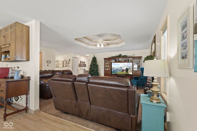 5624 W Stinemyer Road, New Palestine, IN 46163