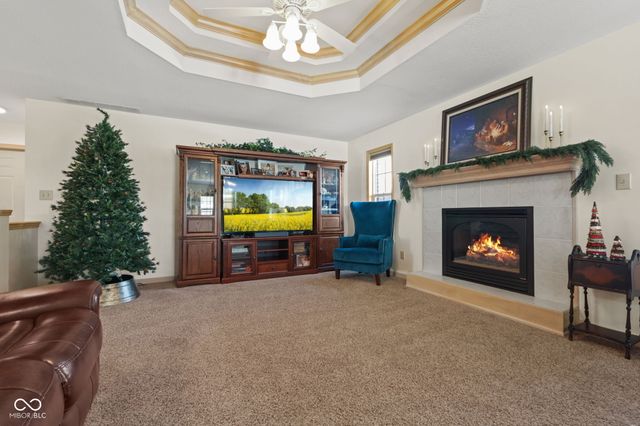 5624 W Stinemyer Road, New Palestine, IN 46163