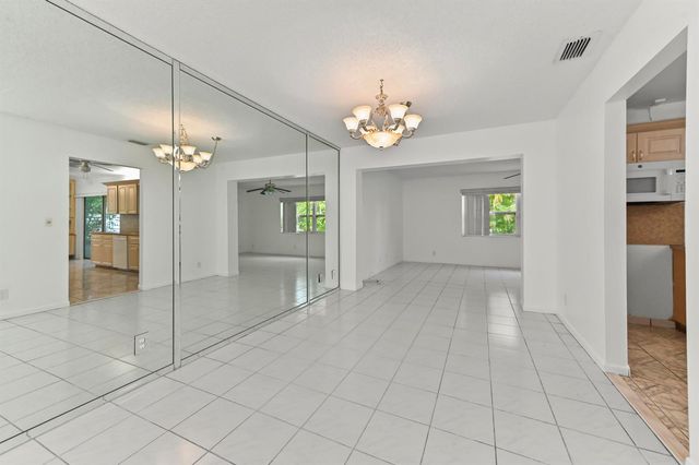 6387 Summer Sky Lane, Greenacres, FL 33463