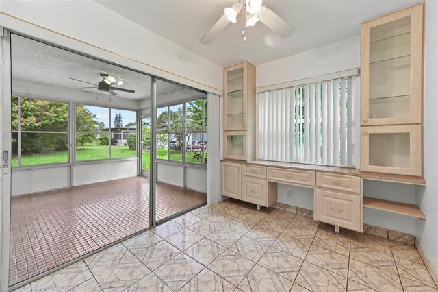 6387 Summer Sky Lane, Greenacres, FL 33463