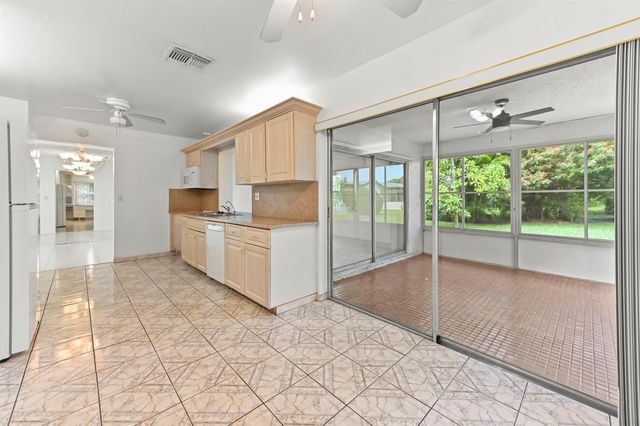 6387 Summer Sky Lane, Greenacres, FL 33463