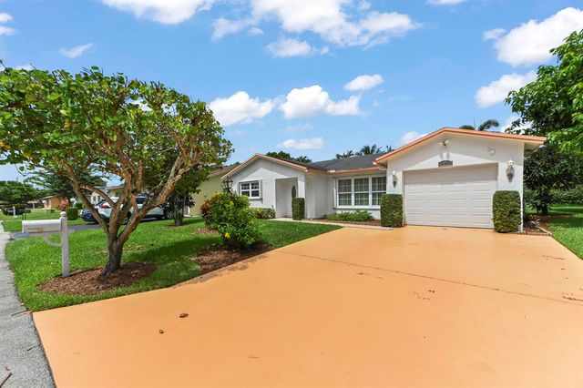 6387 Summer Sky Lane, Greenacres, FL 33463