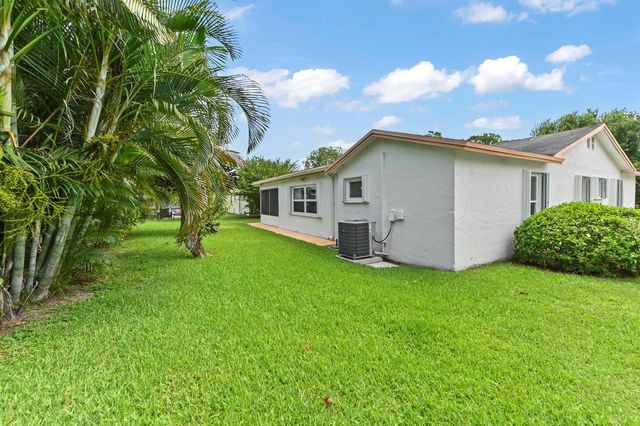 6387 Summer Sky Lane, Greenacres, FL 33463