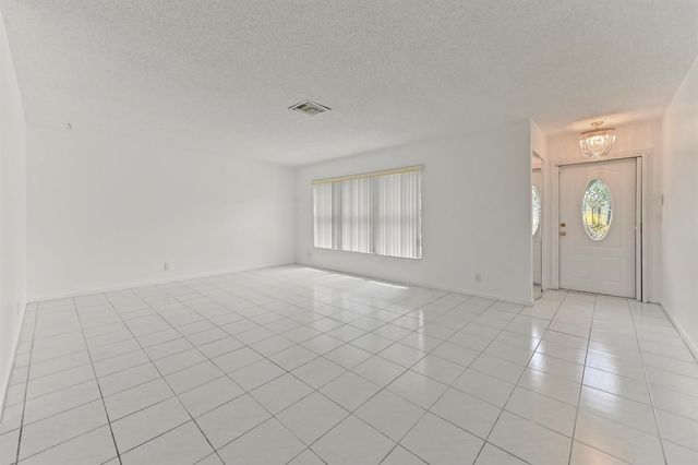 6387 Summer Sky Lane, Greenacres, FL 33463