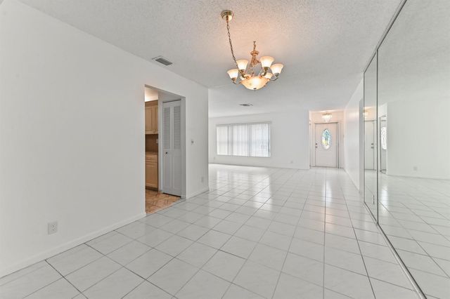 6387 Summer Sky Lane, Greenacres, FL 33463