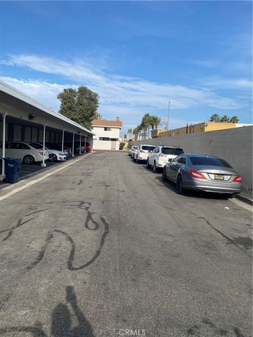 9921 Cornwall, Huntington Beach, CA 92646