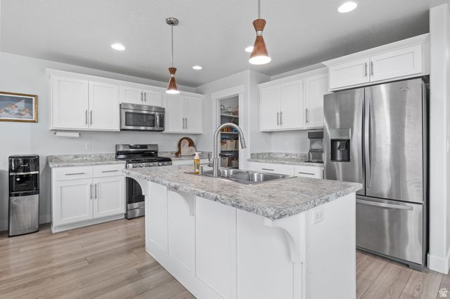 4887 W WHITE PEARL CT, Herriman, UT 84096