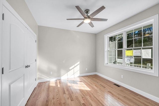15 High Bluff, Belchertown, MA 01007