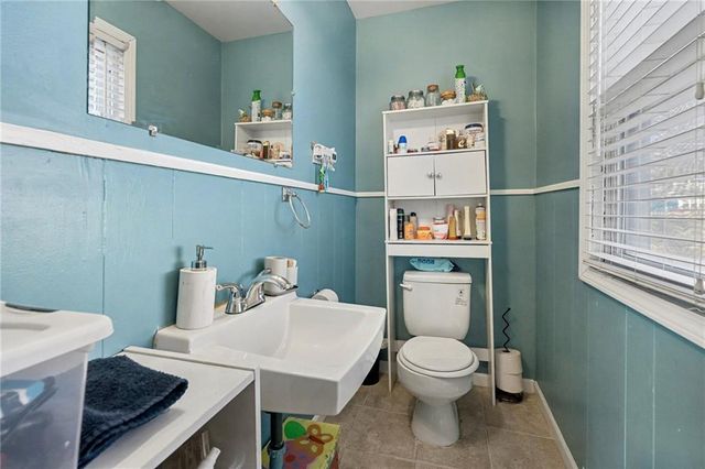 7301 Myrtle Avenue, Kansas City, MO 64132