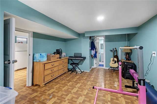 7301 Myrtle Avenue, Kansas City, MO 64132