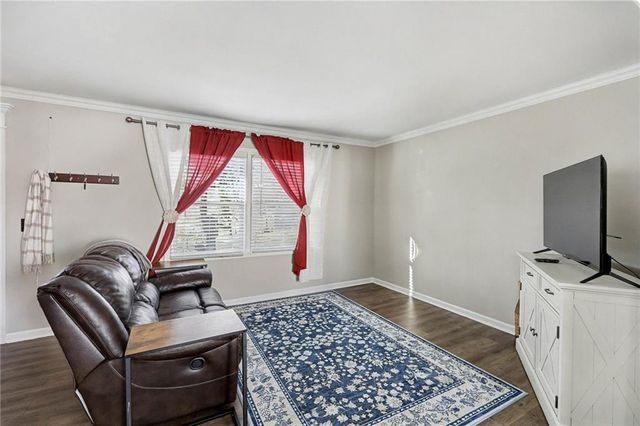 7301 Myrtle Avenue, Kansas City, MO 64132