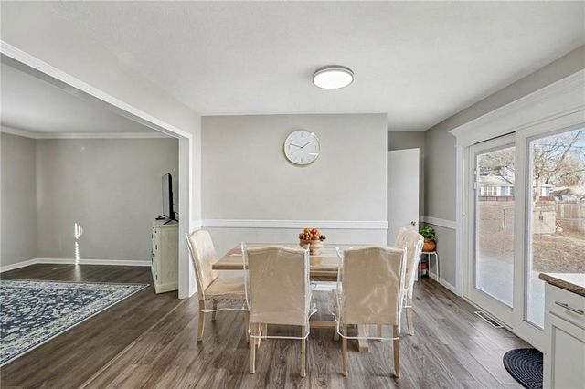 7301 Myrtle Avenue, Kansas City, MO 64132