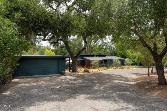 2046 Los Encinos Road, Ojai, CA 93023