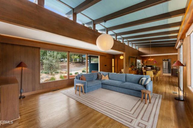 2046 Los Encinos Road, Ojai, CA 93023
