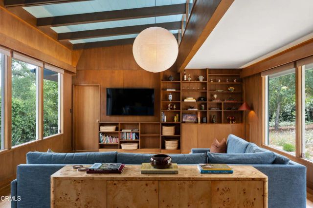 2046 Los Encinos Road, Ojai, CA 93023