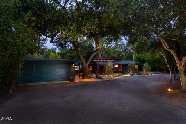 2046 Los Encinos Road, Ojai, CA 93023