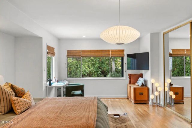 2046 Los Encinos Road, Ojai, CA 93023