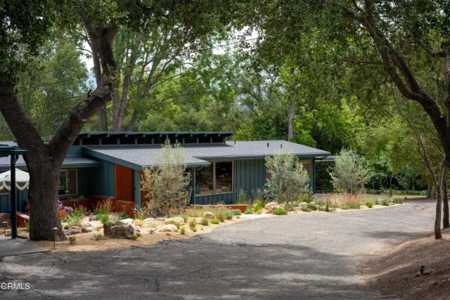 2046 Los Encinos Road, Ojai, CA 93023