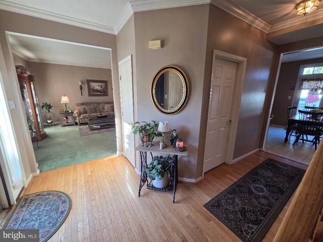 12 ARDMORE DR, Bordentown, NJ 08505