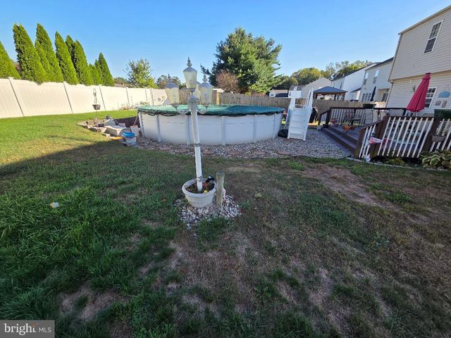 12 ARDMORE DR, Bordentown, NJ 08505