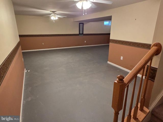 12 ARDMORE DR, Bordentown, NJ 08505