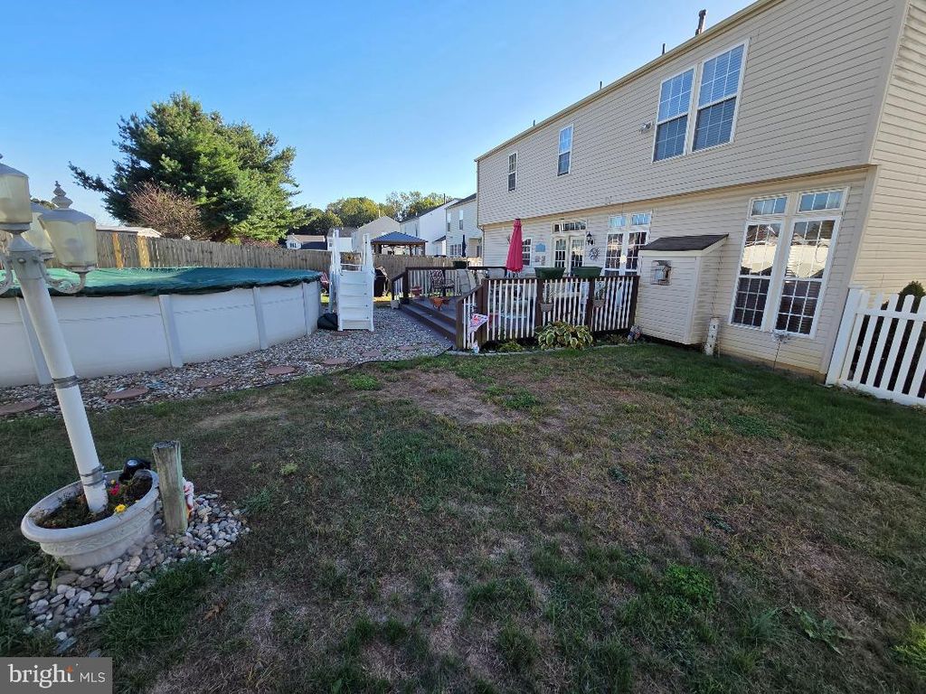 12 ARDMORE DR, Bordentown, NJ 08505
