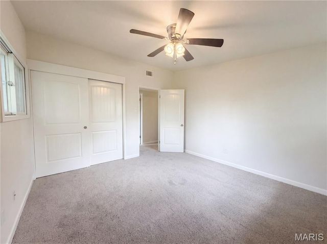 1015 Robinwood Drive, Florissant, MO 63033