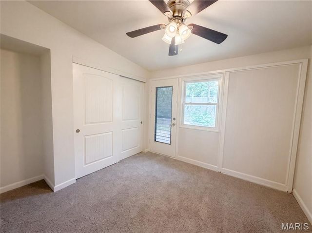 1015 Robinwood Drive, Florissant, MO 63033
