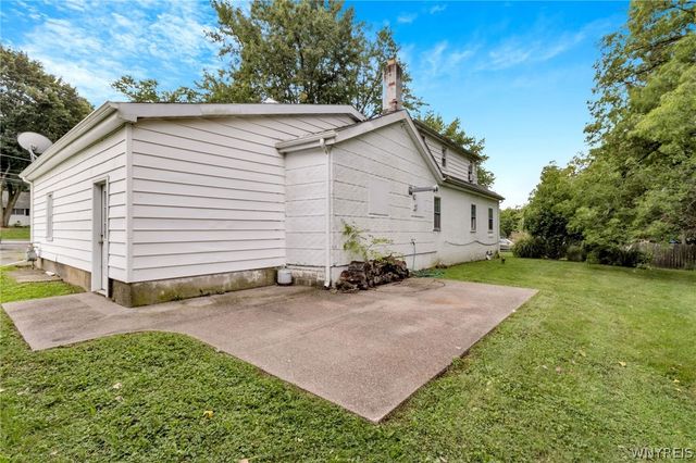 6360 New Taylor Road, Orchard Park, NY 14127
