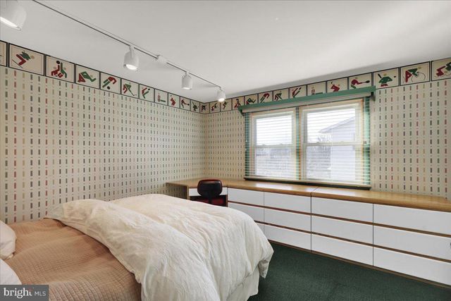 15 COURTLEIGH PL, Reading, PA 19606