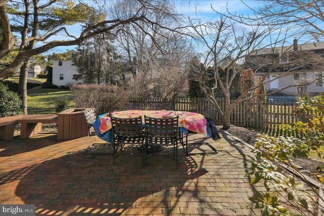 15 COURTLEIGH PL, Reading, PA 19606