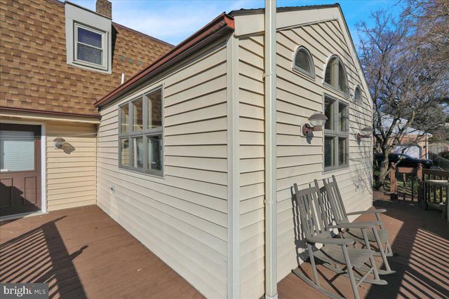 15 COURTLEIGH PL, Reading, PA 19606