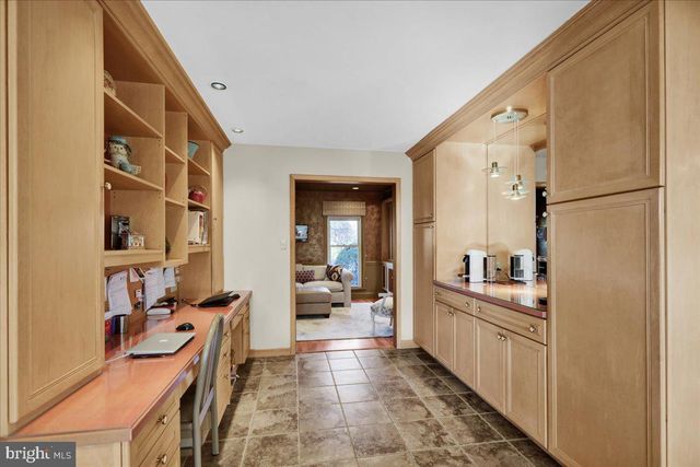 15 COURTLEIGH PL, Reading, PA 19606