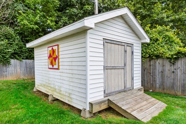 1123 Richliev Lane, Frankfort, KY 40601