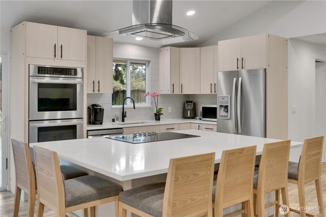 36310 28th Avenue S, Federal Way, WA 98003