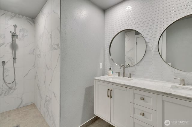 36310 28th Avenue S, Federal Way, WA 98003