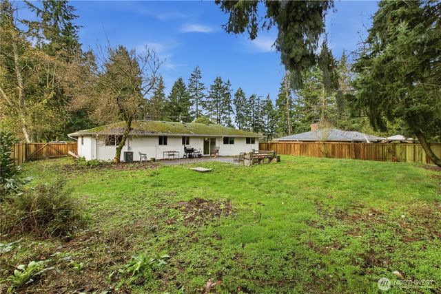 36310 28th Avenue S, Federal Way, WA 98003