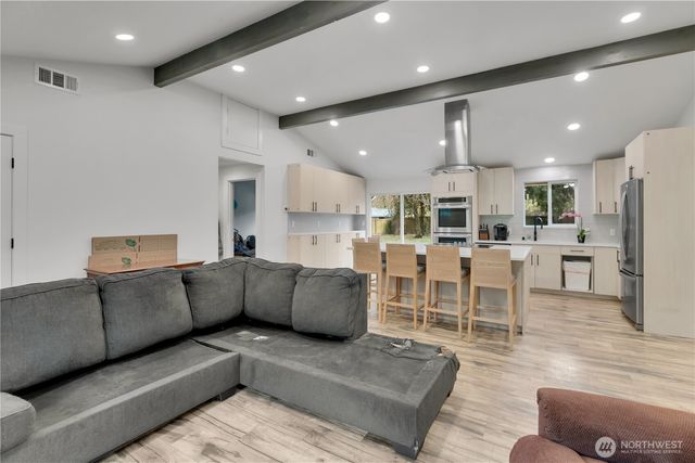 36310 28th Avenue S, Federal Way, WA 98003