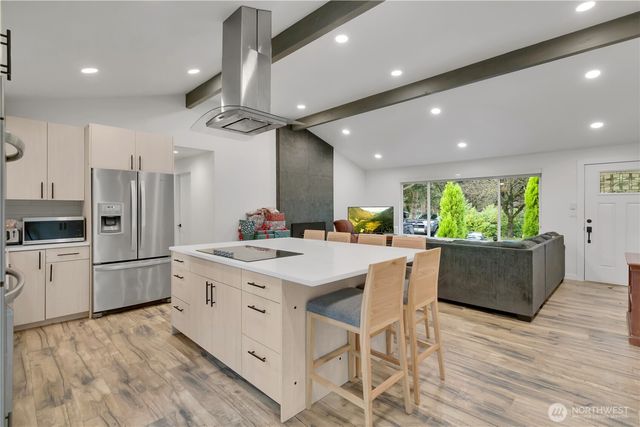 36310 28th Avenue S, Federal Way, WA 98003