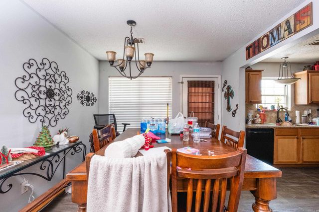 13203 Old River Dr, Scott, AR 72142